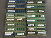 Sprzedam zestaw 32 sztuk pamięci RAM DDR2 i DDR3, różne pojemności: