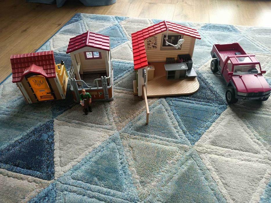 Schleich pickup + lecznica - odbiór własny