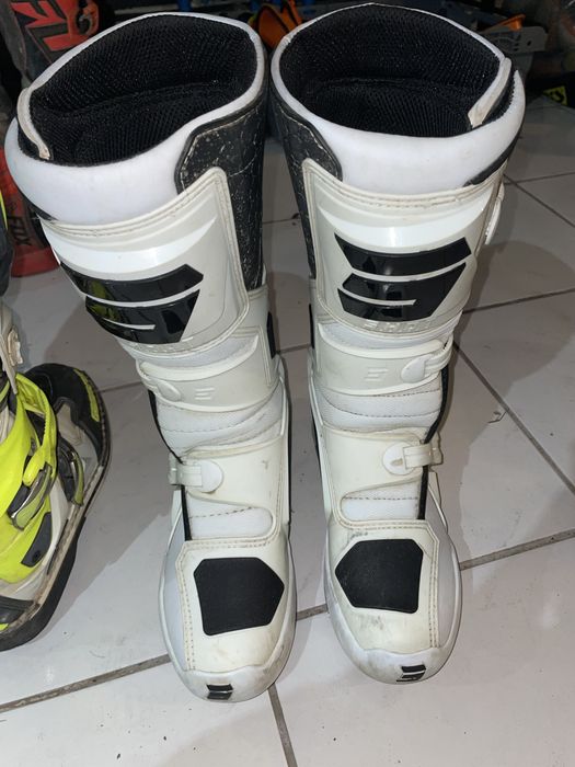Buty na motor shot