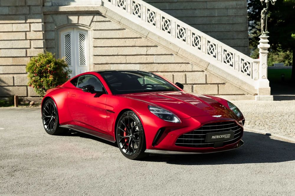 Aston Martin Vantage Coupe V8