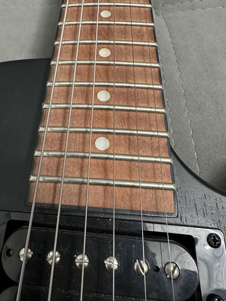 Продам електро гітару Epiphone les Paul Special Ve Ebony Vintage