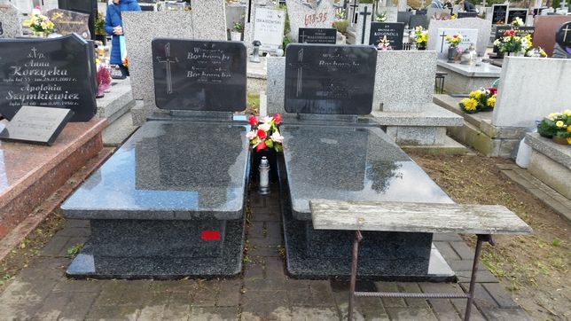Dwa groby odstąpię na cmentarzu w Łodzi ul.Kurczaki