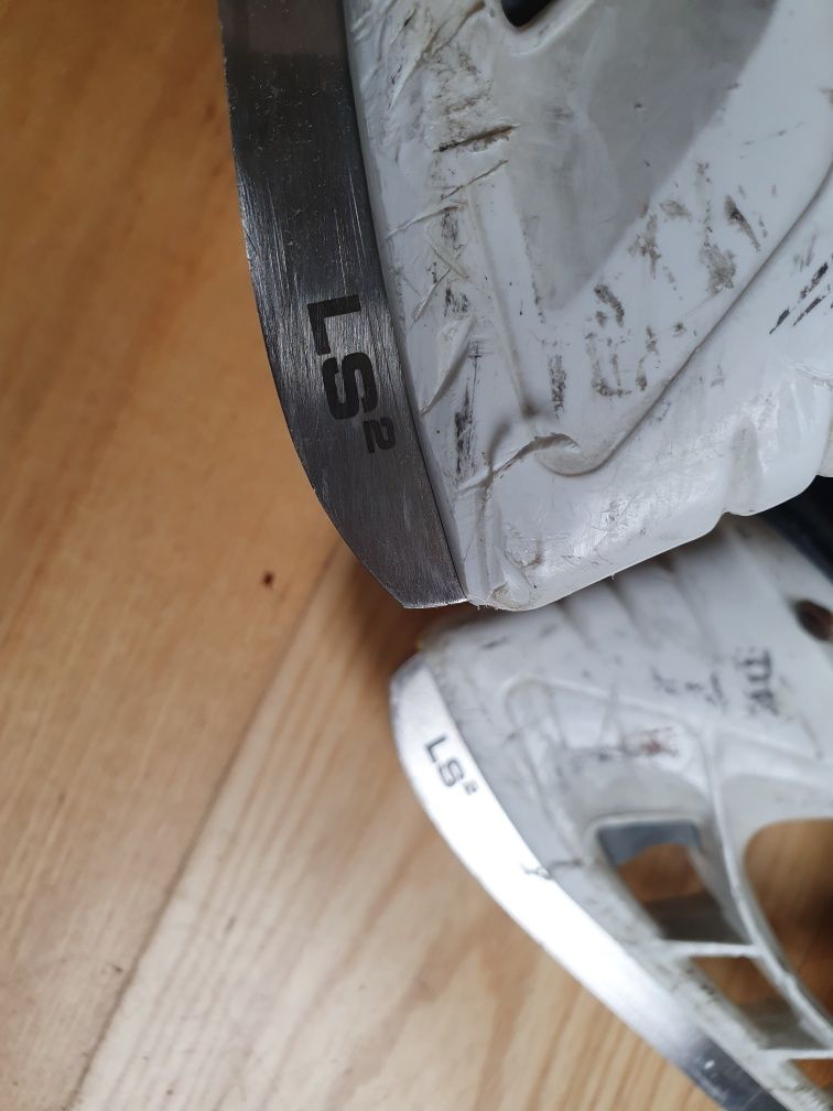 Bauer Nexus 2N 6EE Ls2 40.5 wkl 252mm Lyzwy hokejowe