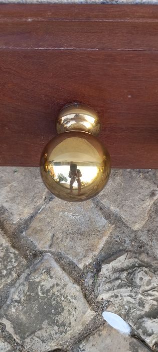 Vendo. Cabide de Latão antigo..
