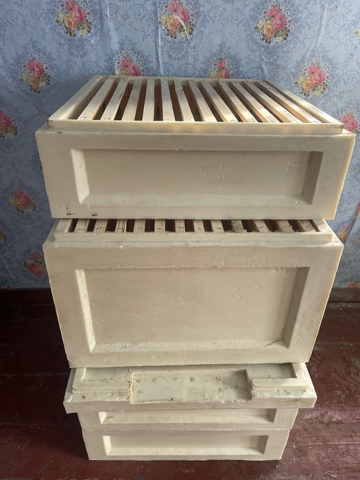 Заливні компоненти для ппу вуликів