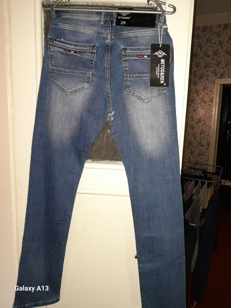 Чоловічі джинси нові