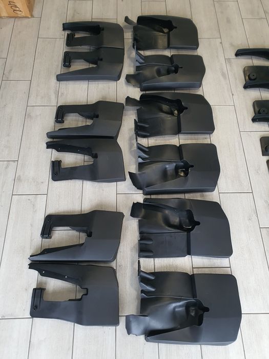 Бризговики Mercedes-Benz Sprinter w906 316 319 319 323 комплект