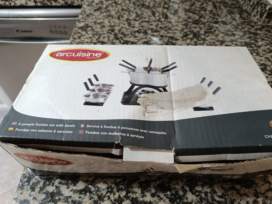 Vendo fondue novo