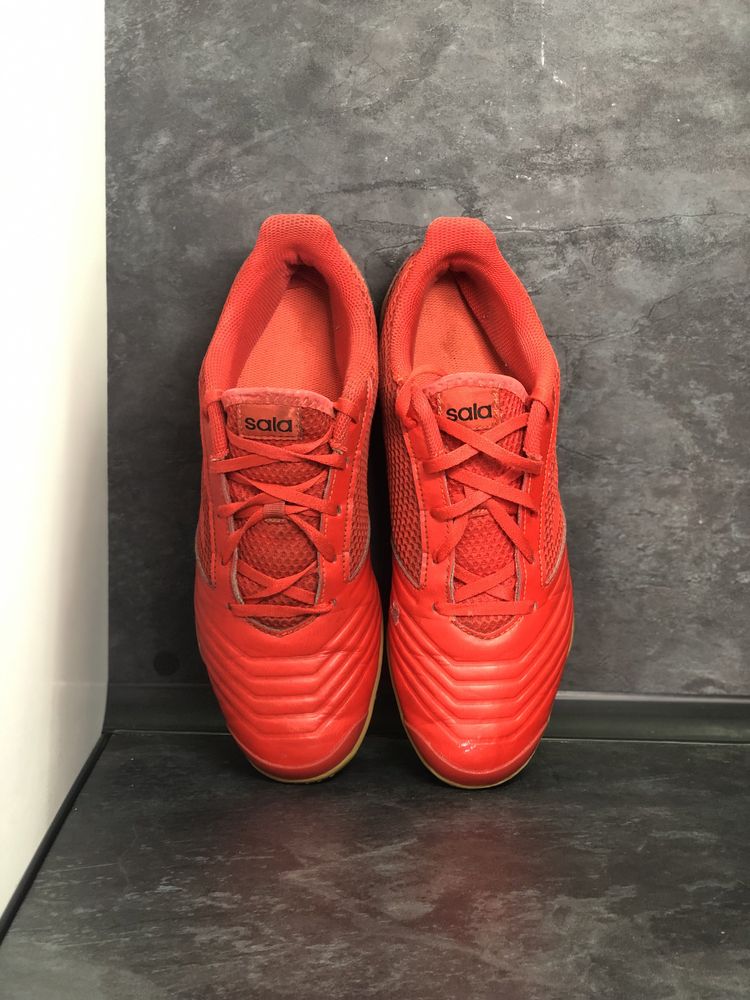 Продам футзалки бампи Adidas 42 розмір 26,5 см