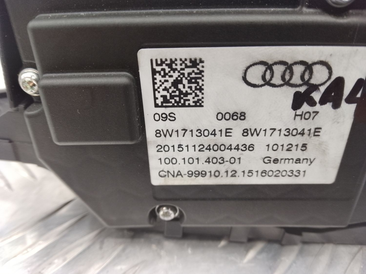 Селектор АКПП 8W1713041E для Audi A4 B9 2015-2022