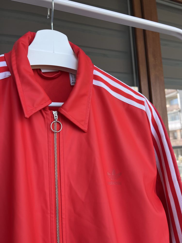 Adidas x Fiorucci red long jacket kurtka