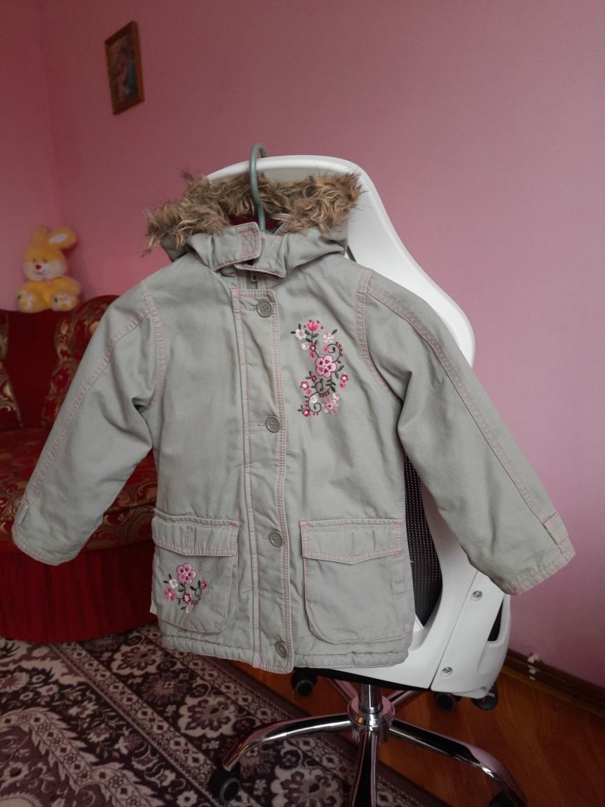 Утеплена курточка для дівчинки
