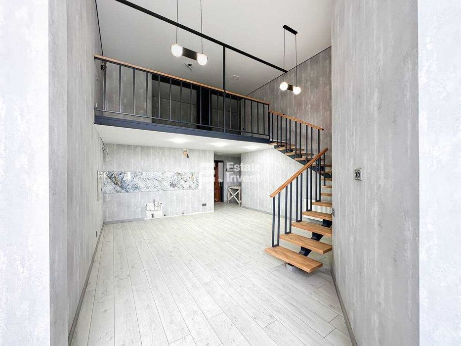 Продам 1 кімн. дворівневу квартиру на пр. Індустріальний, 6.