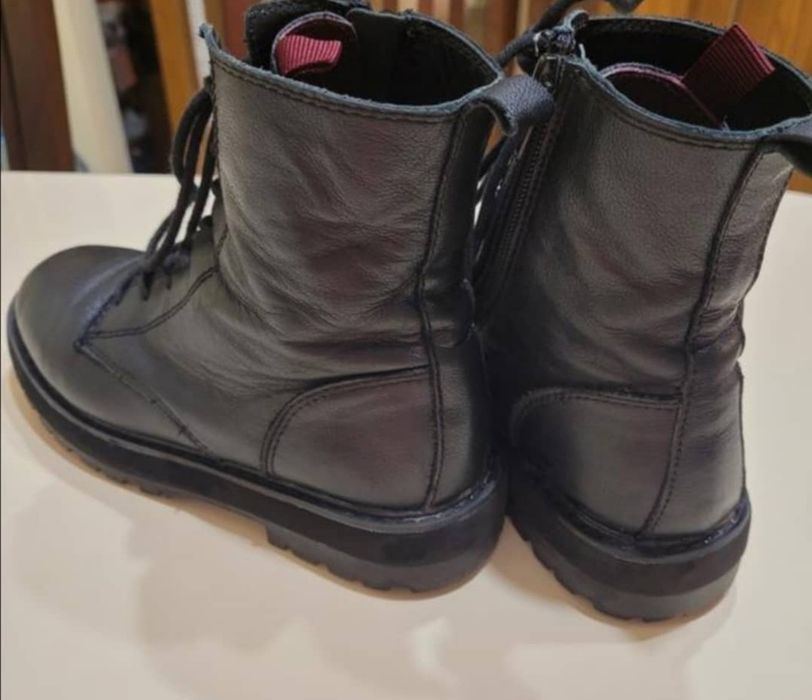 Демісезонні шкіряні ботинки фірми zara, 36 розмір