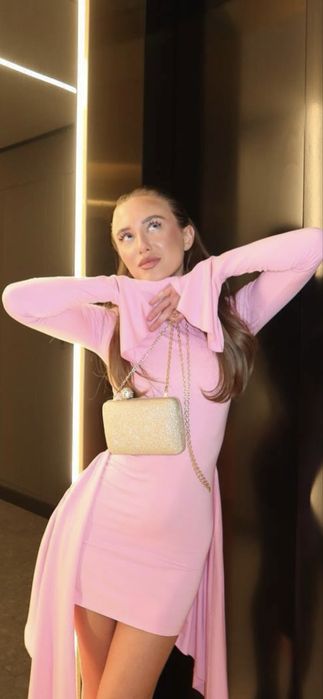 Продаю ніжно рожеву сукню та туфлі