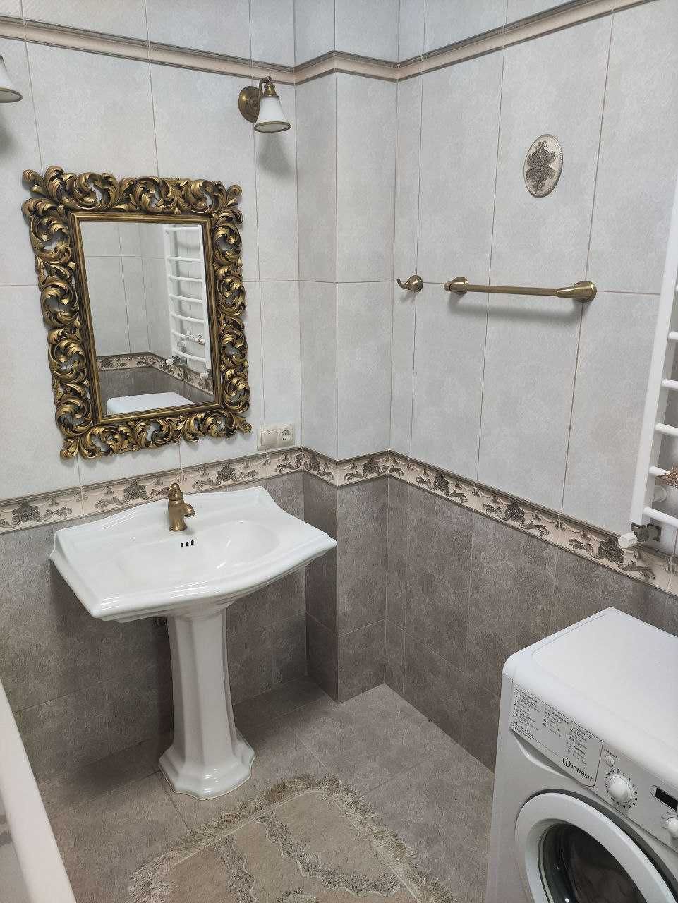 Продаж 3к квартири з люксовим ремонтом в районі Боздош