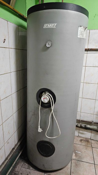 Bojler na ciepłą wodę