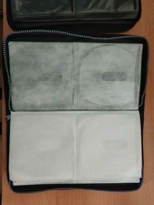 Bolsa / arquivador / capa para CD