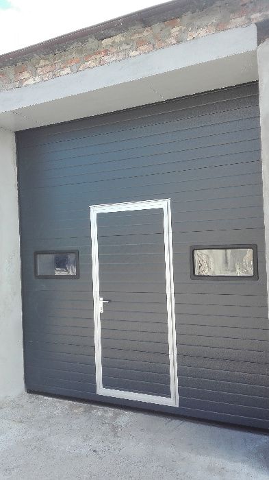 Brama garażowa od producent bramy segmentowe drzwi garażowe