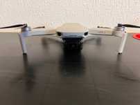 DJI Mini 2 Fly More Combo - Estado Impecável!