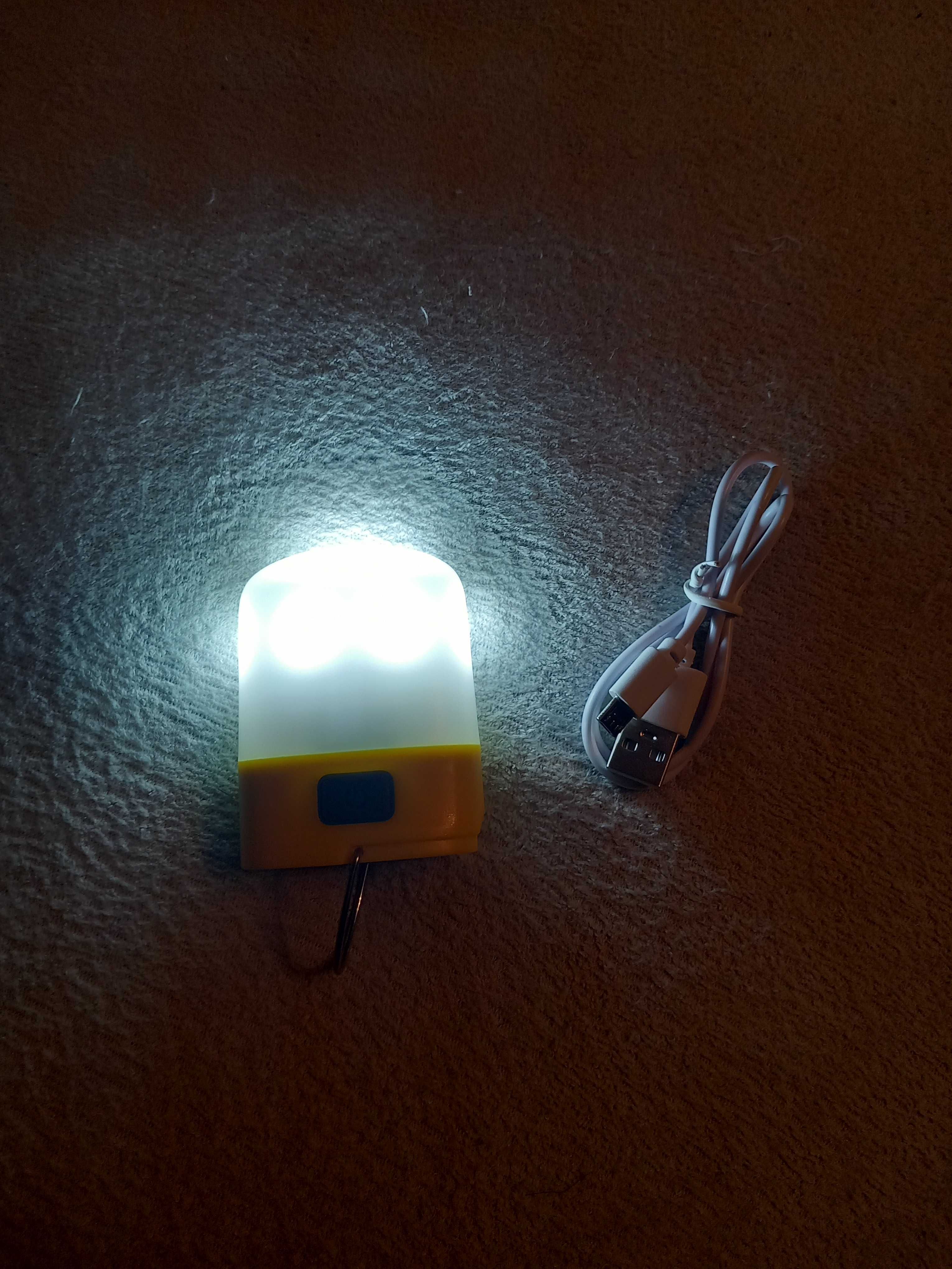 latarka lampa turystyczna, namiot, kamping wędkarstwo.  usb