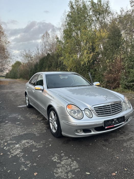 Продам мерс 211 2006 р 2.2 дизель автомат НЕРОЗМИТНЕНА