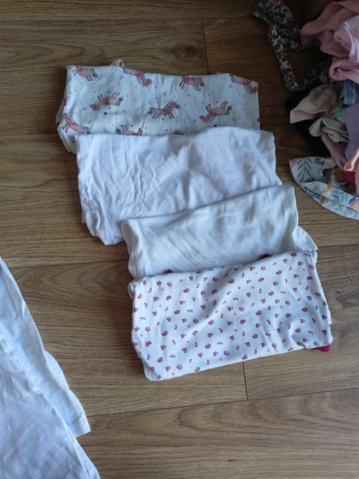 Koszulki na ramiączka dla dziewczynki 110/116