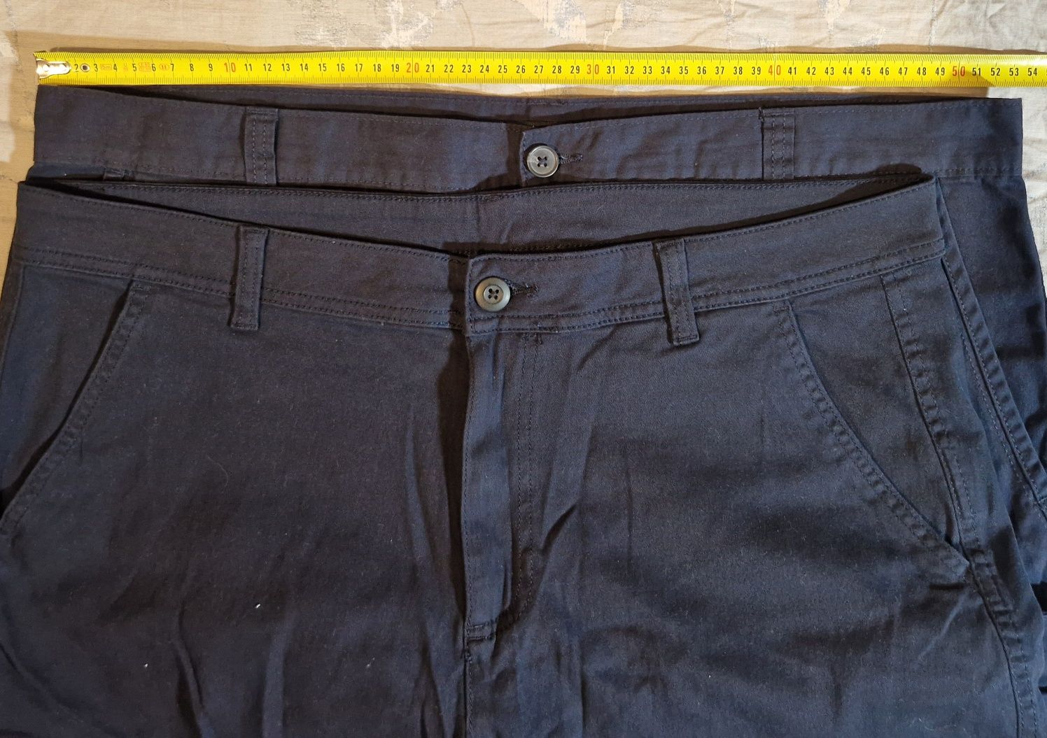 Bermudas novas n 48 n 59
N 48 L
N 50 xl
Pvp 19 eur
Para desocupar apen