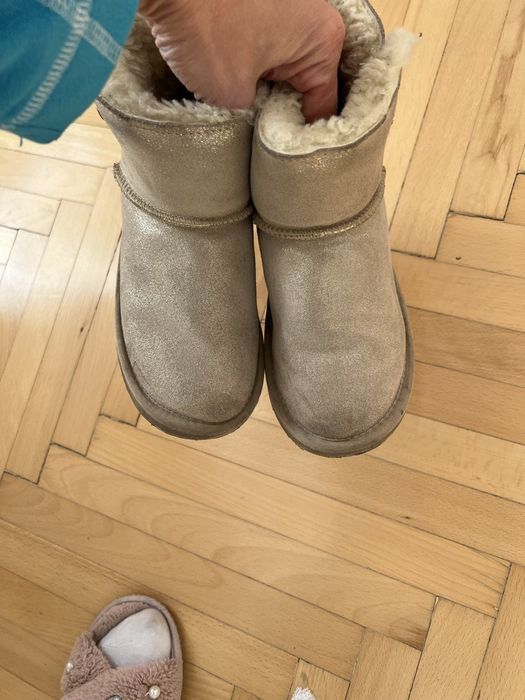 Уги чоботи  для дівчинки