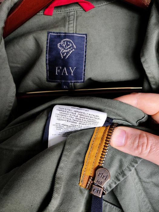 Продам стильну куртку FAY Multi-Pocket Field Jacket
