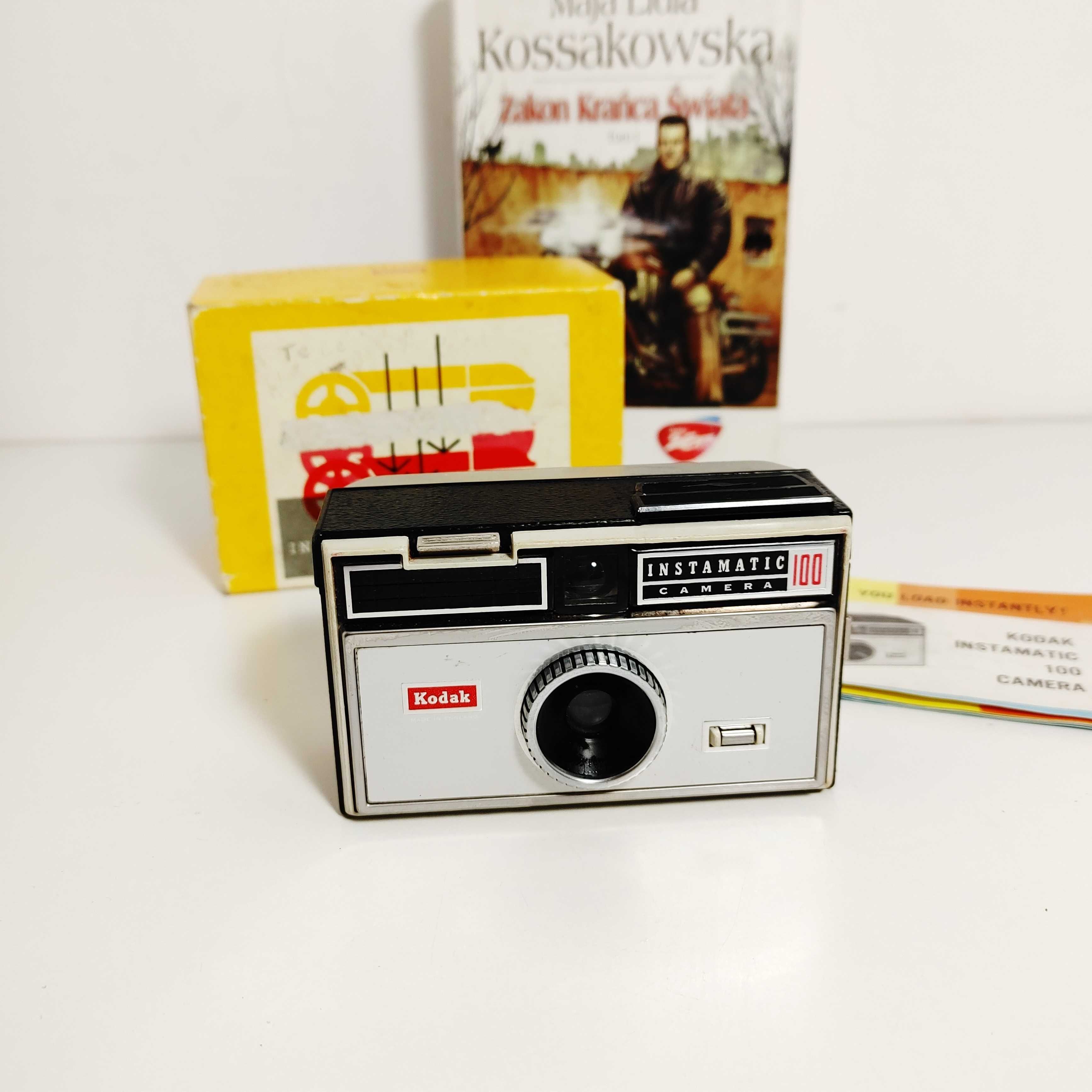 Ładny zadbany aparat fotograficzny RETRO Kodak Instamatic 100 Pudełko