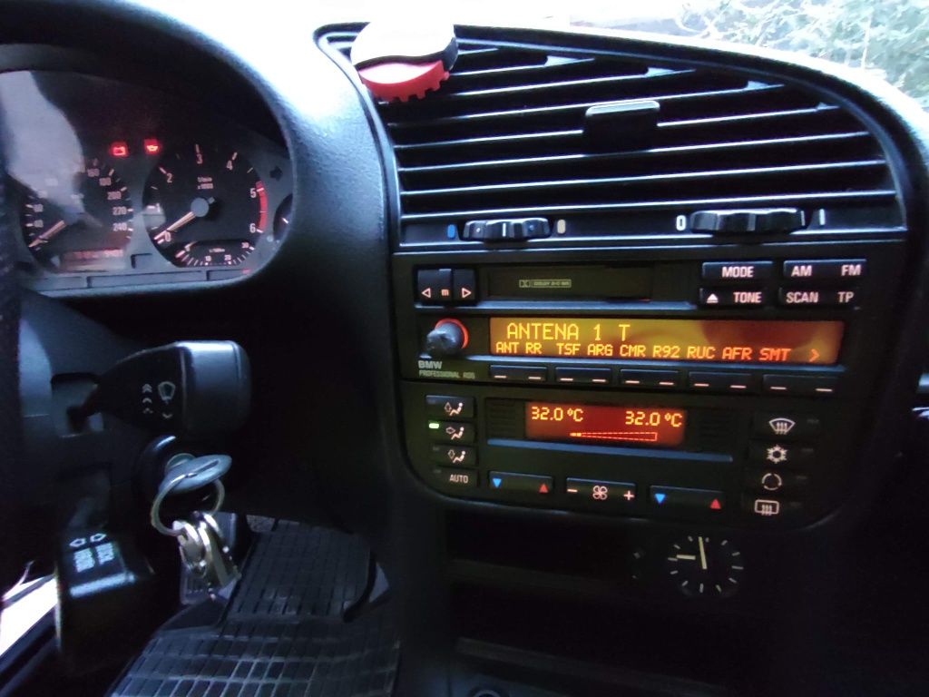 BMW 318TDS Touring