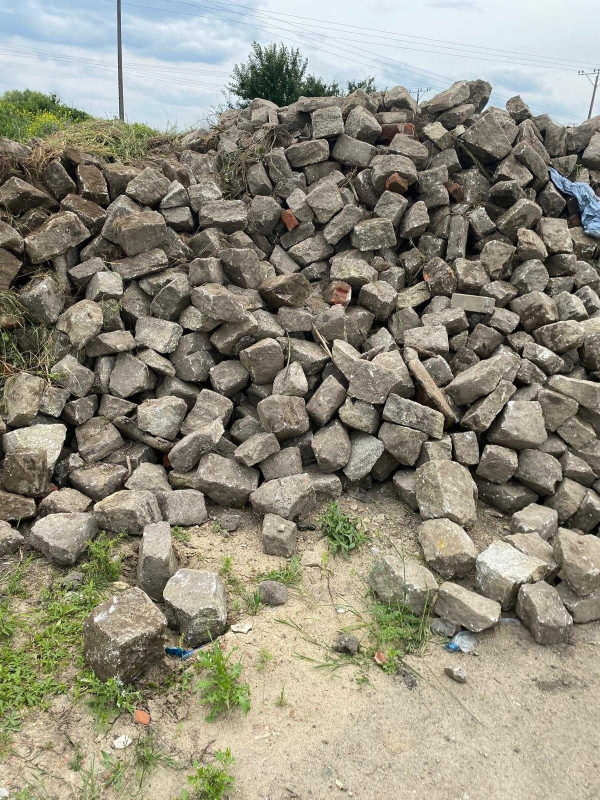 Kostka granitowa - różne wymiary od 12 do 20 cm