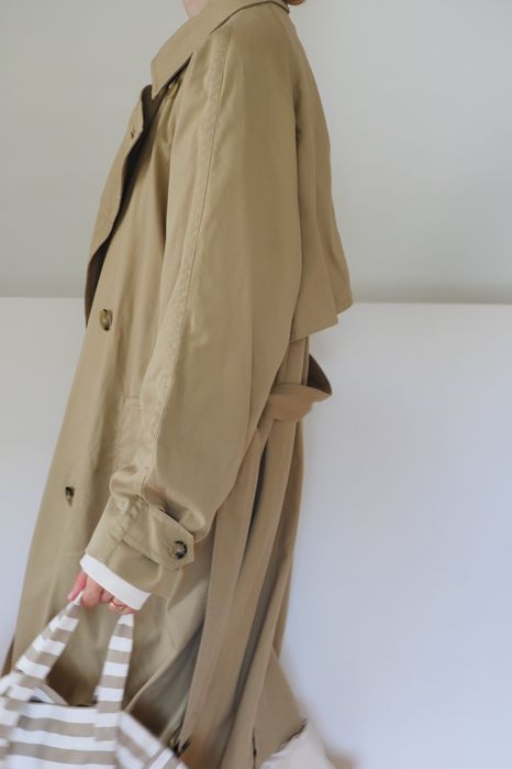 Massimo Dutti Beżowy trencz