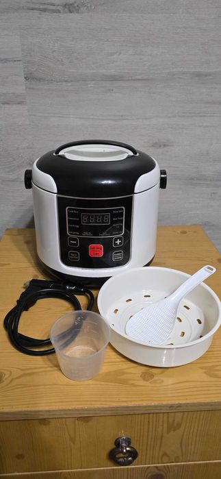 Мультиварка на 2 литра 24 вт.