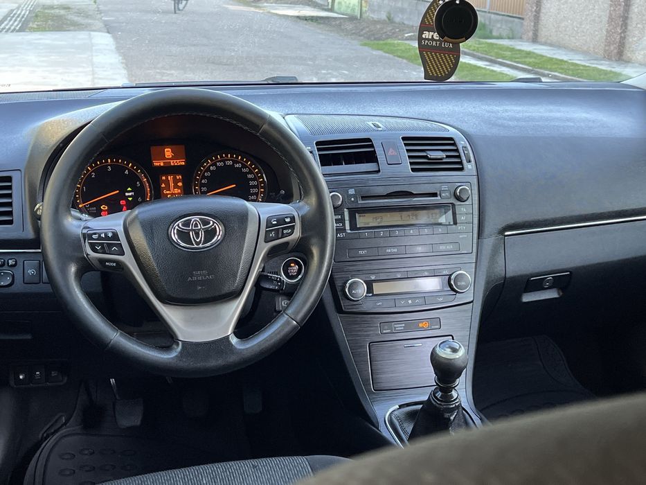 Toyota Avensis 2,2-D. 2009-рік.110-кВт(150-к.с)