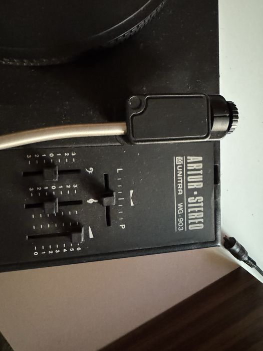 Gramofon z czasow PRL