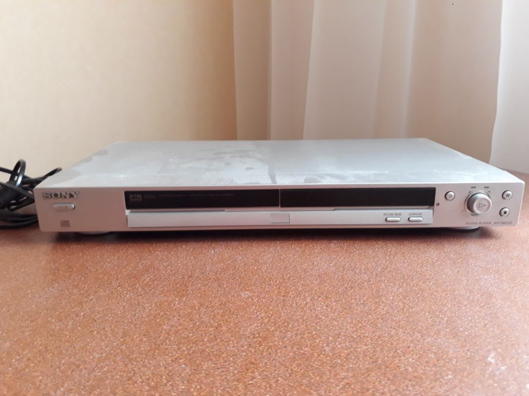 Продам стерео  DVD великой фирмы SONY