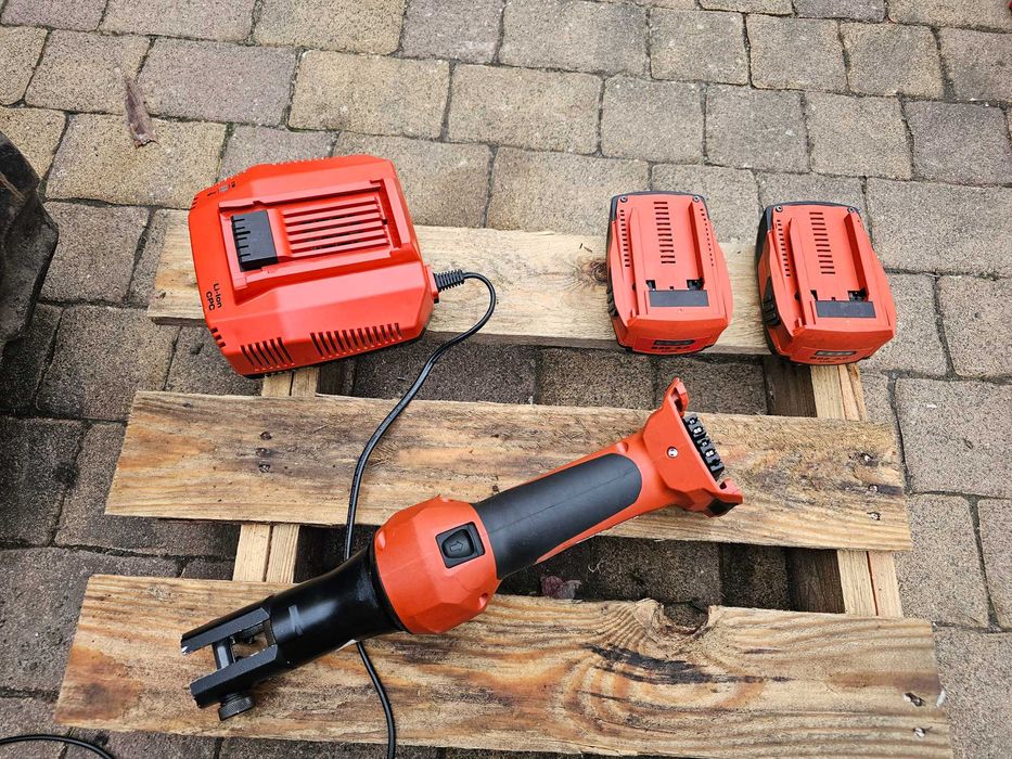 HILTI NPR 19-A zaciskarka jak nowa! 2x aku zestaw FAKTURA