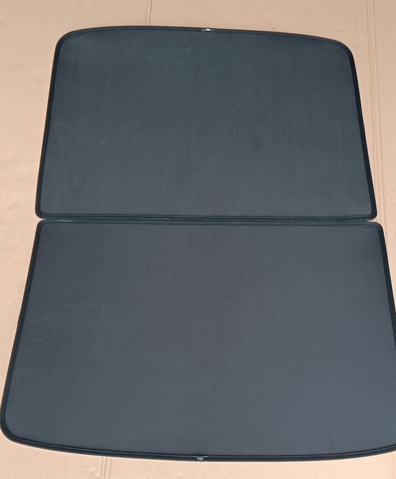 Розпродаж.Сонцезахисні відбиваючі шторки на панорамний дах Тесла M3,МY