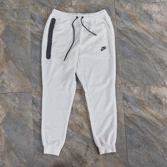 Nike Sportswear Zip-Up Hoodie 'Tech Fleece' in Mottled White