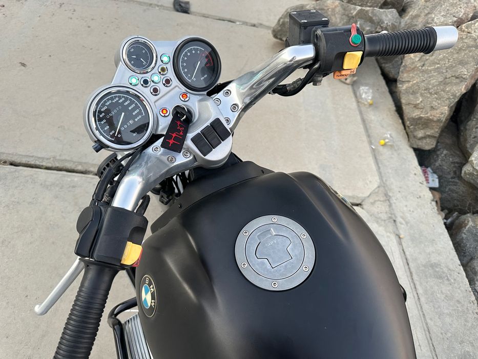 Продам BMW R850r 1998