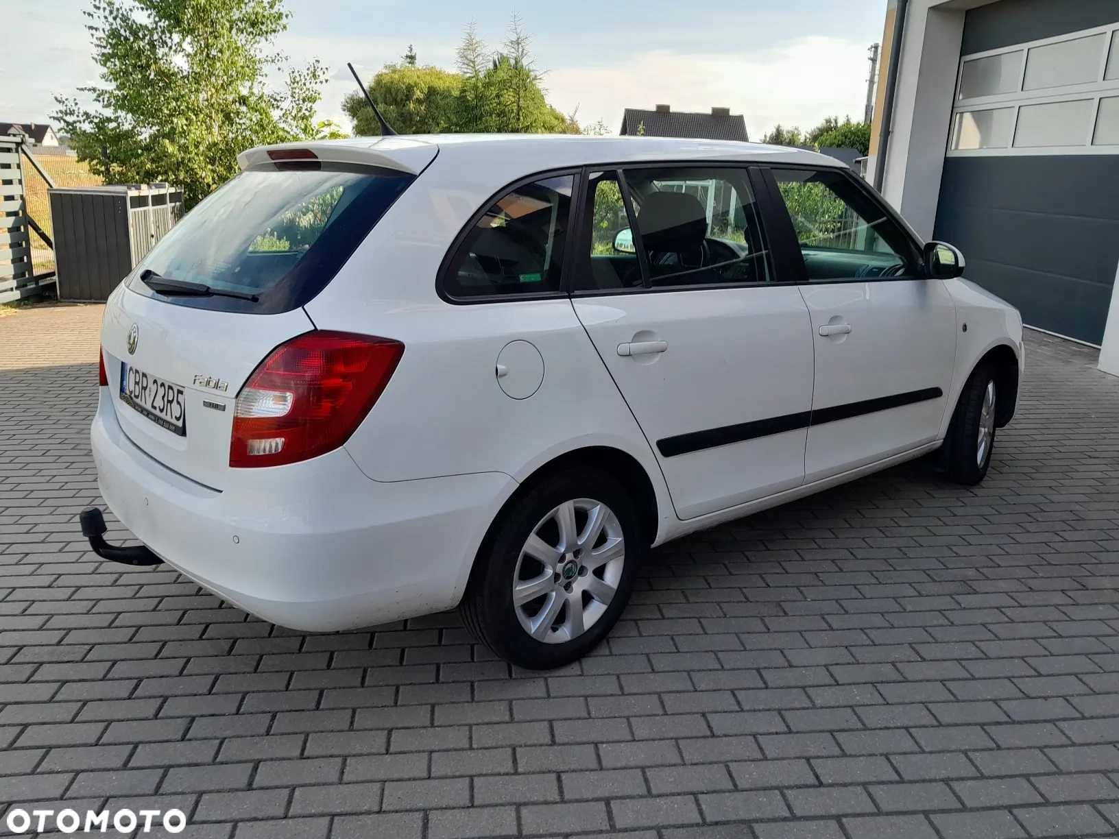 Fabia 1.6tdi 2012r 10 lat jeden właściciel, 2kpl nowych opon, Salon PL