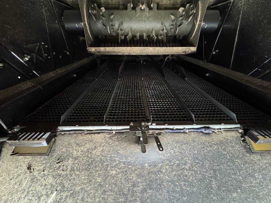 Комбайн CASE 6140