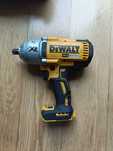 Klucz Udarowy DeWalt 18V  DCF899  Bezszczotkowy  zadbany + walizka