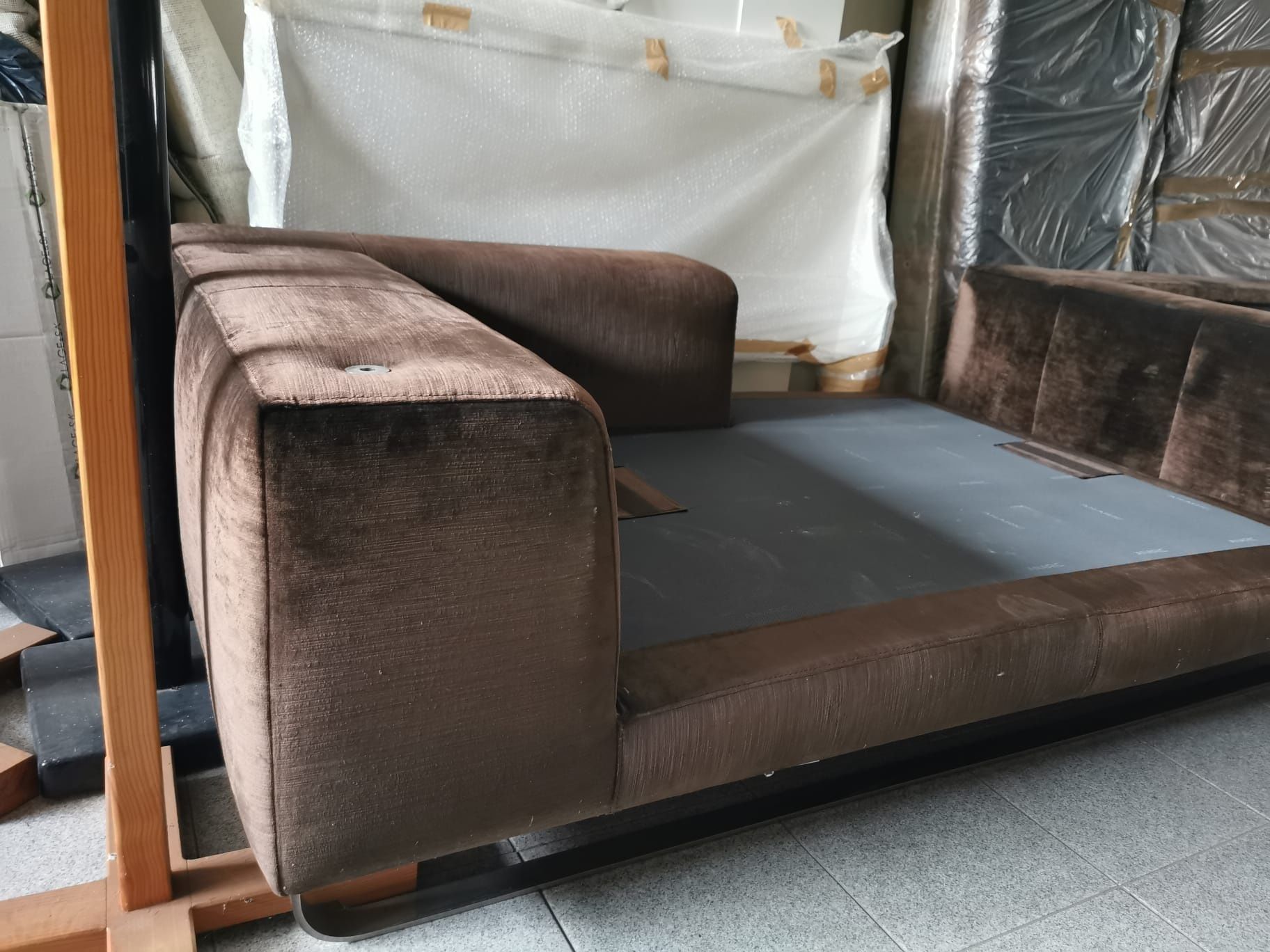 Sofá Anaric com chaise longue grande