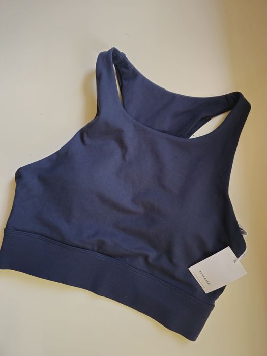 Crop top stanik sportowy