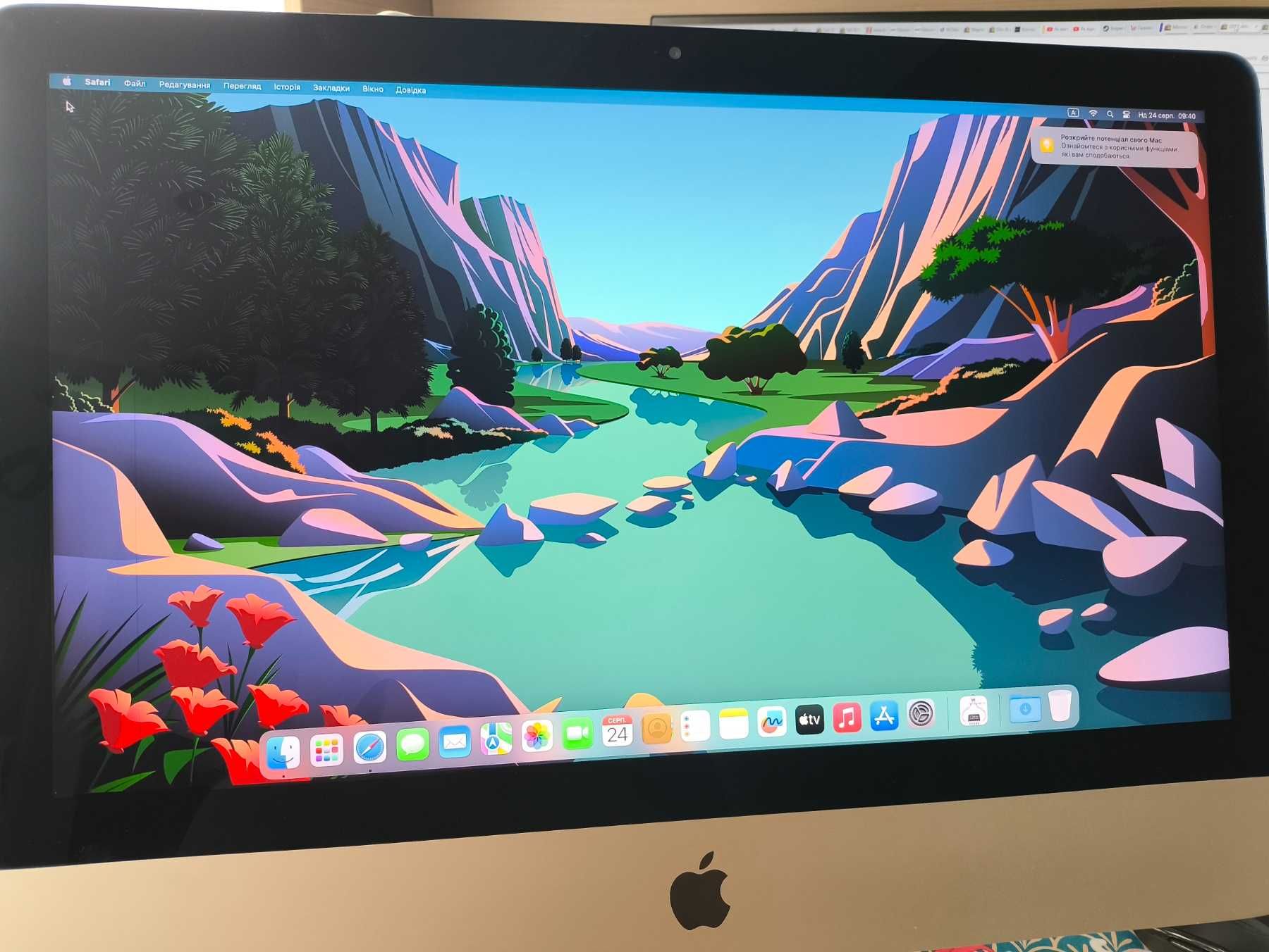 Apple iMac A1418 21.5" 2017 8gbRAM/1TB HDD 4K Retina
