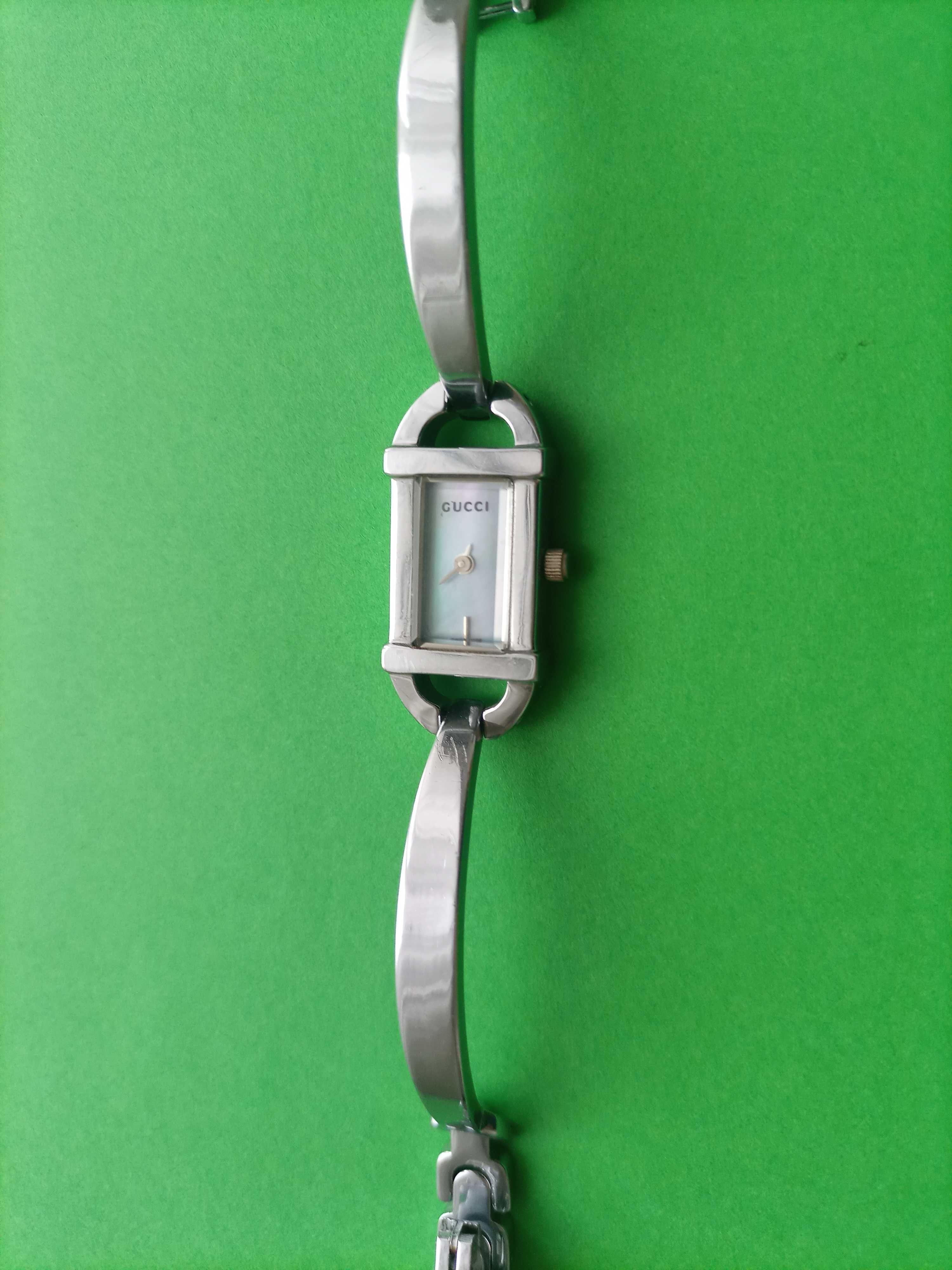 Gucci zegarek damski Sapphire Crystal Swiss