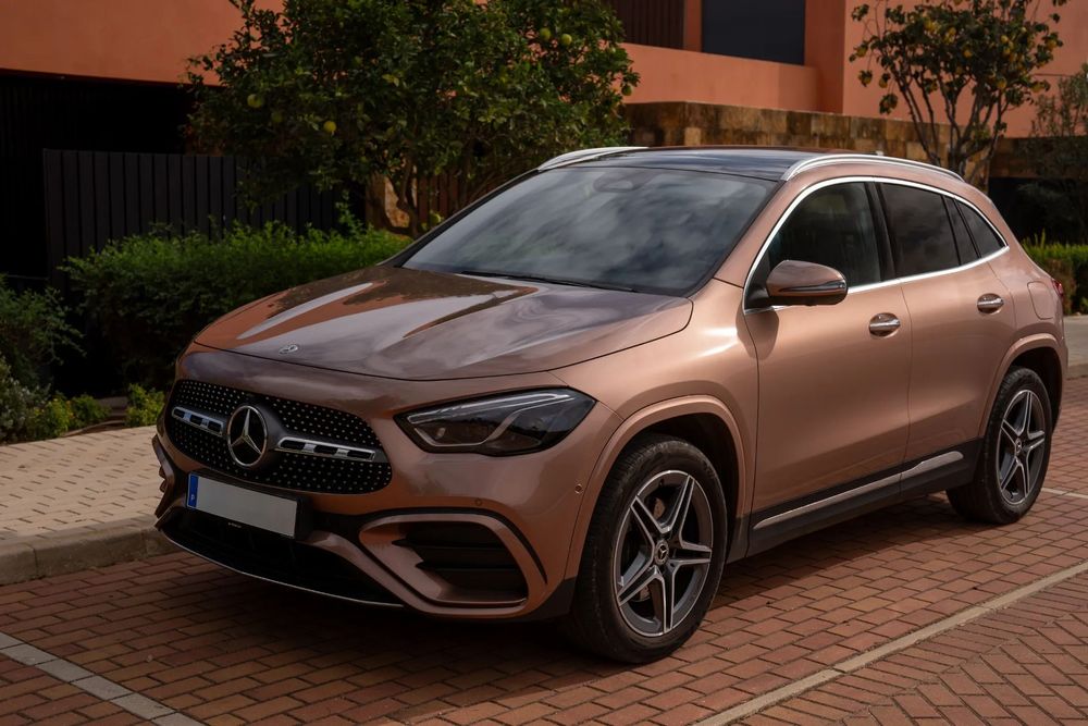 Mercedes-Benz GLA 250 e AMG Line